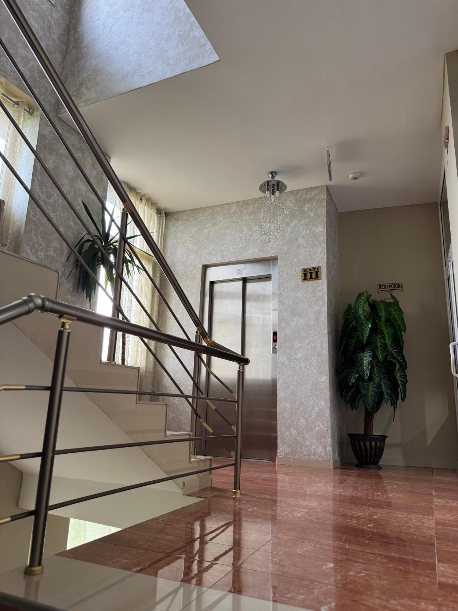 Hotel Yal Restaurant Tetovo Exterior photo